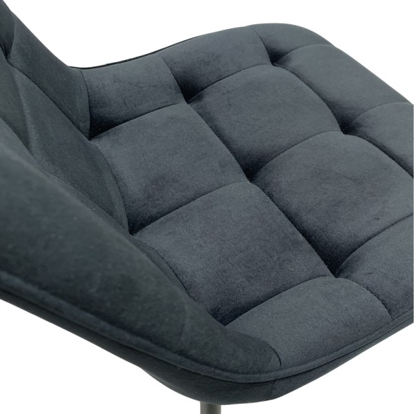 Стілець Lukas black — стильний стілець для кухні та кафе