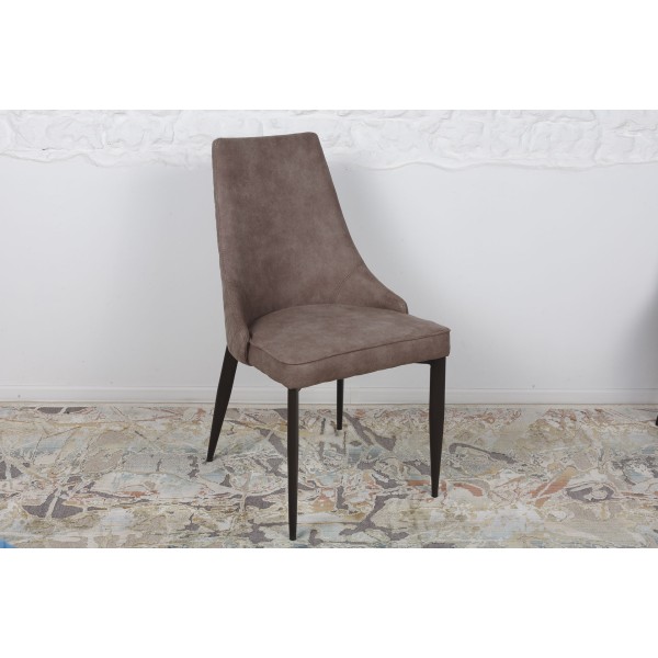 Стілець STUTTGART — стиль і комфорт для вашої кухні або кафе