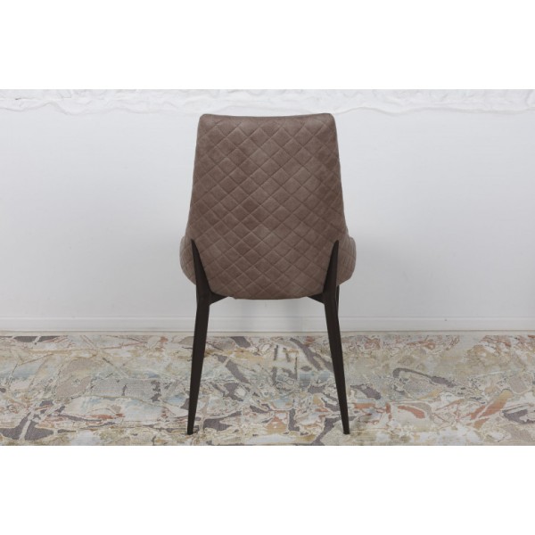 Стілець STUTTGART — стиль і комфорт для вашої кухні або кафе