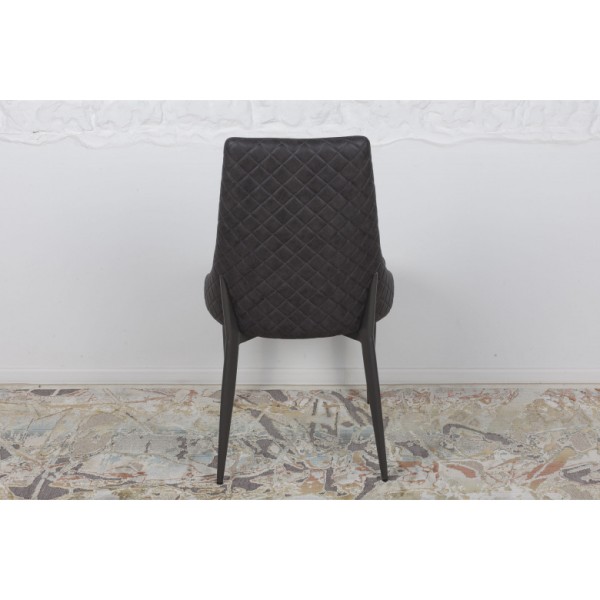 Стілець STUTTGART — стиль і комфорт для вашої кухні або кафе