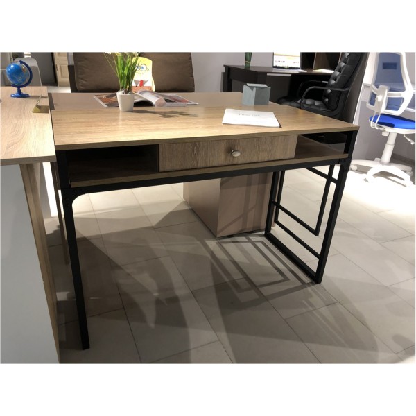 Стіл робочий Квадро