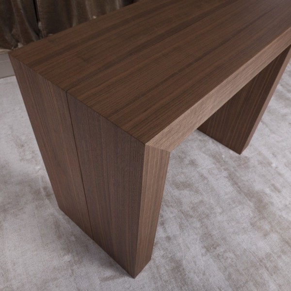 Стіл-консоль Manchester – сучасний та функціональний для вашої кухні