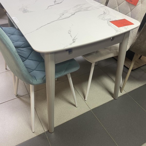 Стіл TM-84 110-140 см: розкладний стіл для сучасного інтер'єру