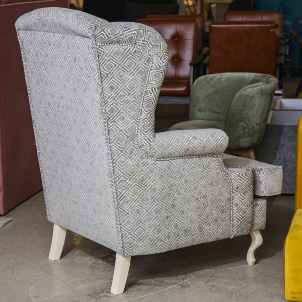 Крісло Royal – для елегантного інтер'єру