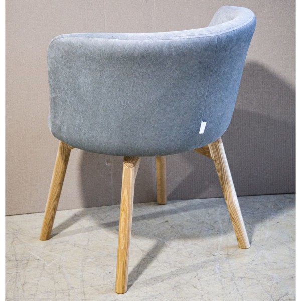 Крісло Svan - елегантне та комфортне обіднє крісло