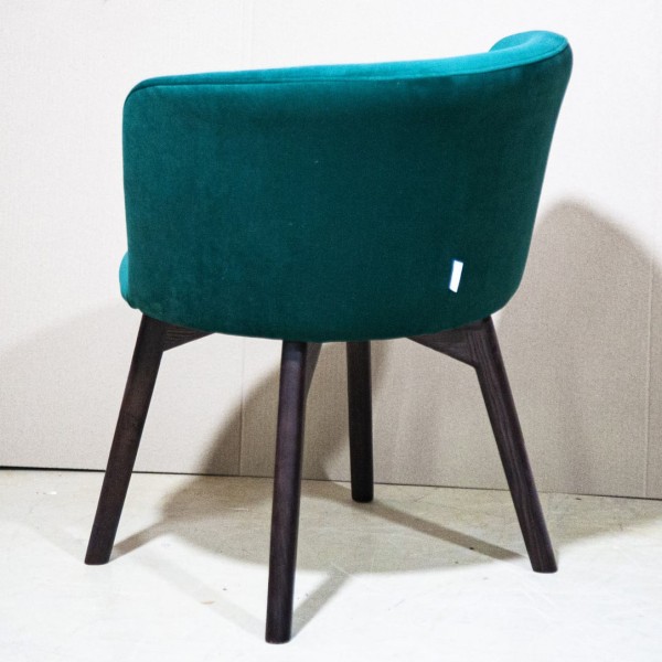 Крісло Svan - елегантне та комфортне обіднє крісло