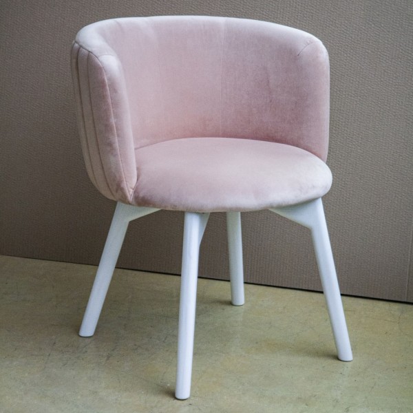 Крісло Svan P - Класичний стиль для вашого інтер'єру