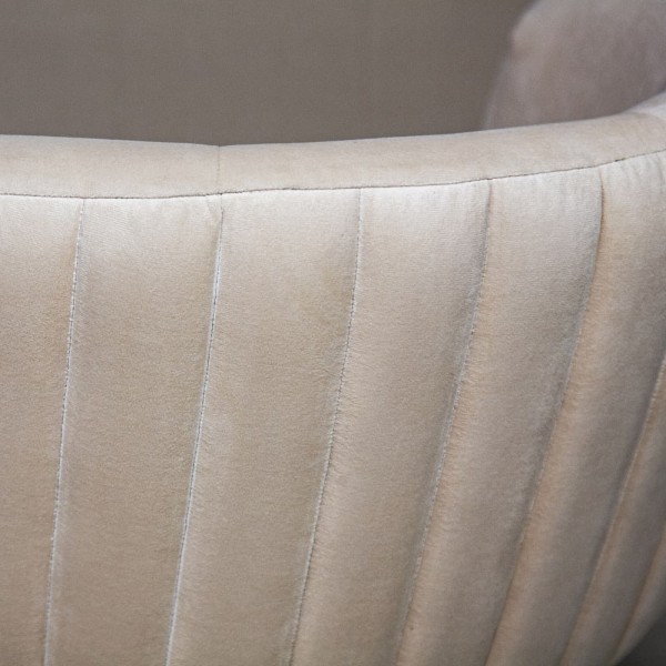 Крісло Svan P - Класичний стиль для вашого інтер'єру