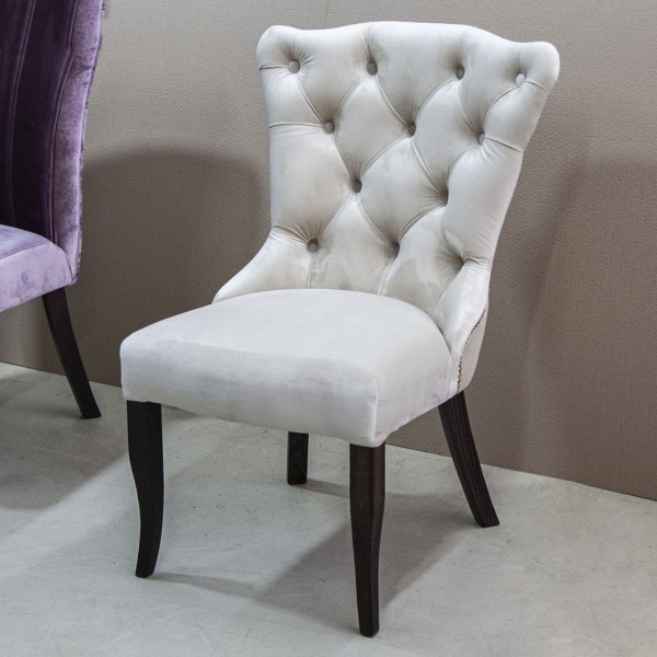 Стілець Francesc – стиль та комфорт для вашого інтер'єру