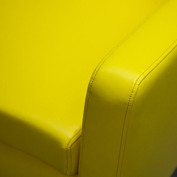 Крісло Chelsea - Комфорт та стиль для вашого інтер'єру