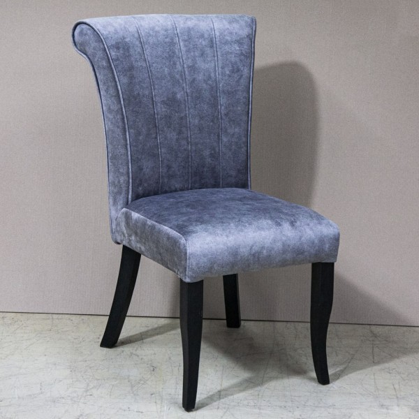 Стілець Dorothy – стиль та комфорт для вашої кухні