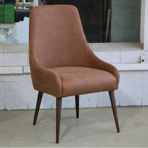 Стілець Bruno — ідеальне поєднання класики та сучасності