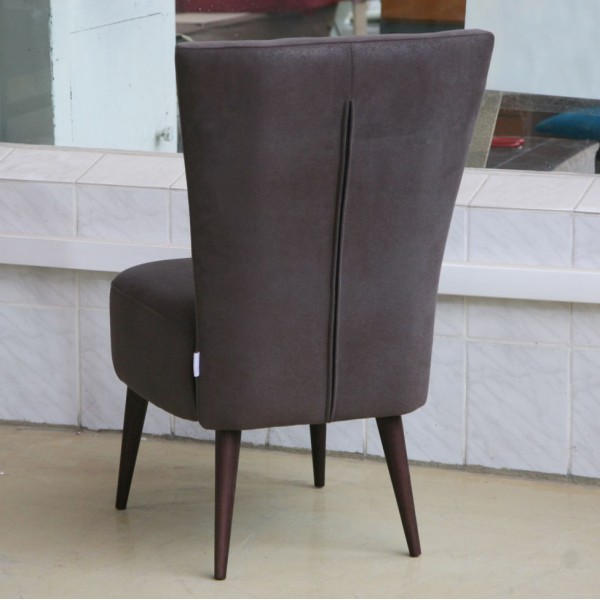 Стілець Alex – класичний стиль для вашої кухні та кафе