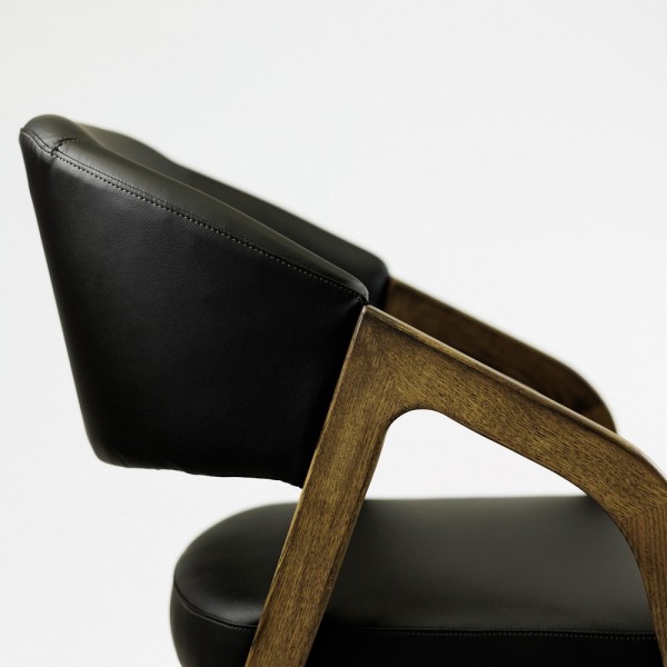 Крісло Otis темний дуб для дому та кафе