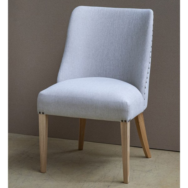 Стілець Naomi – комфорт та стиль для вашої кухні