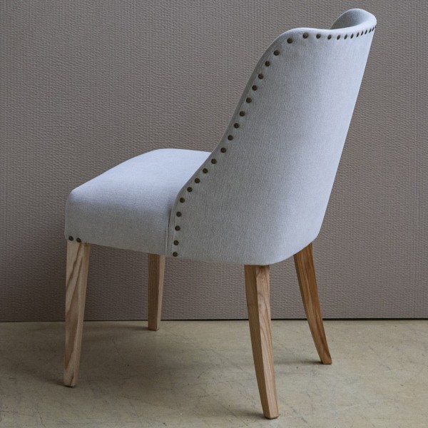 Стілець Naomi – комфорт та стиль для вашої кухні