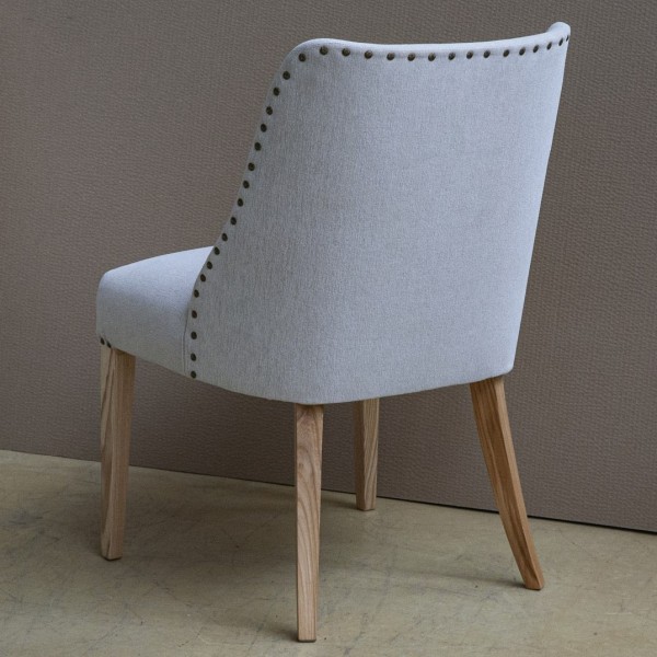 Стілець Naomi – комфорт та стиль для вашої кухні