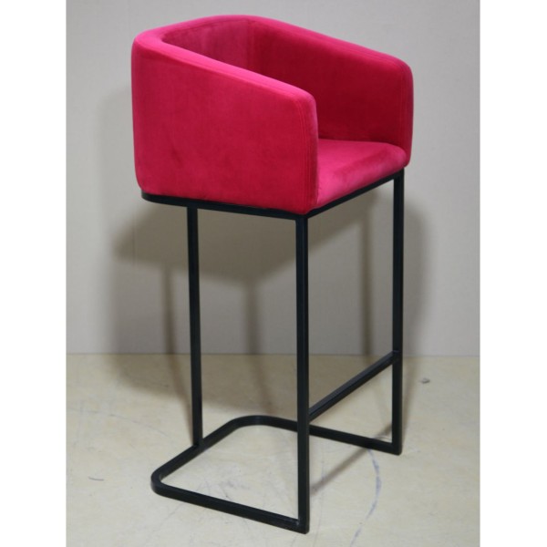 Барний стілець Steve: сучасний дизайн для вашої кухні