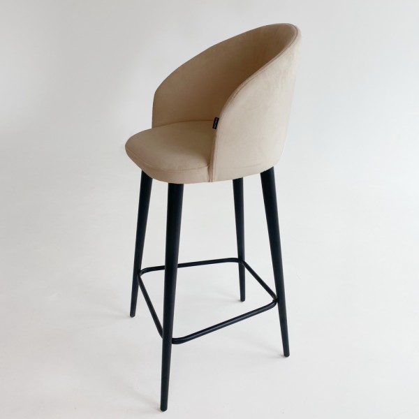 Барний стілець Туліп дерево: елегантність та зручність для вашого інтер'єру