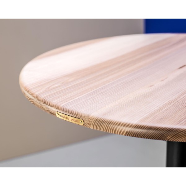 Барний стіл Hoflik – стиль та комфорт для вашої кухні та бару