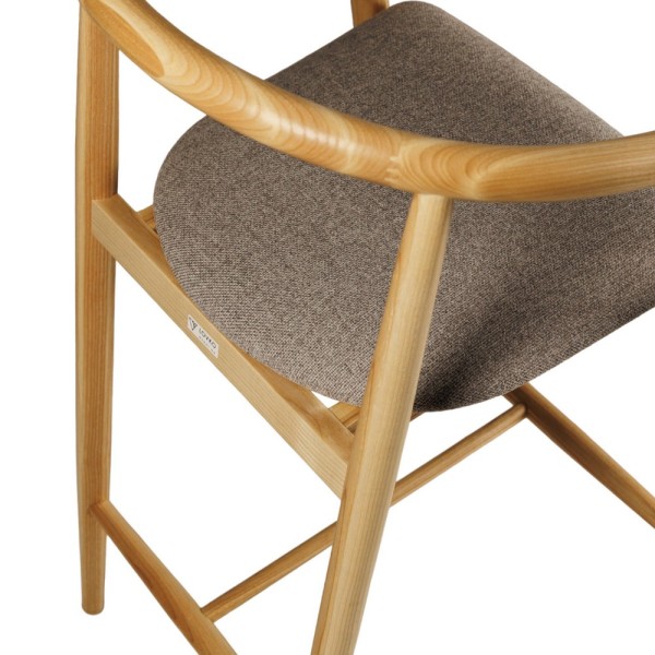 Напівбарний стілець Mamont - ідеальне поєднання стилю та комфорту