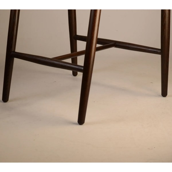 Напівбарний стілець Mamont - ідеальне поєднання стилю та комфорту