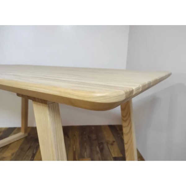 Стіл Прага – стильний дерев’яний стіл для кухні