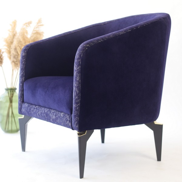 Крісло Tokyo - Стильне і зручне крісло для вашої вітальні