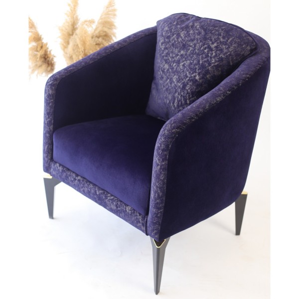 Крісло Tokyo - Стильне і зручне крісло для вашої вітальні